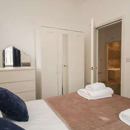 Daire Trinity House Holiday - Trinity Four